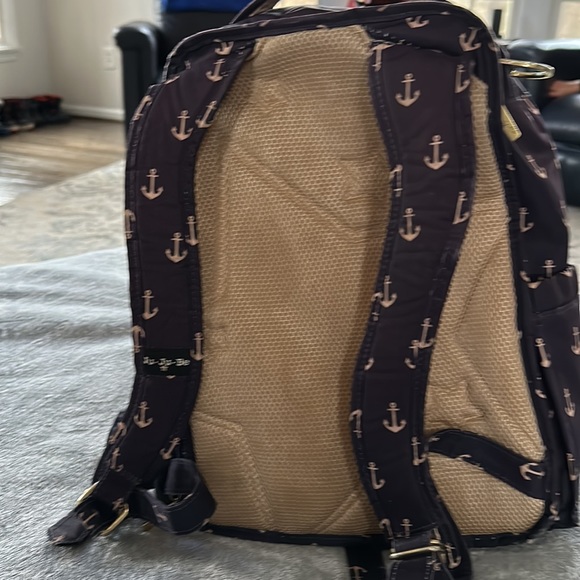 Ju-Ju-Be Diaper Bag - Picture 4 of 7